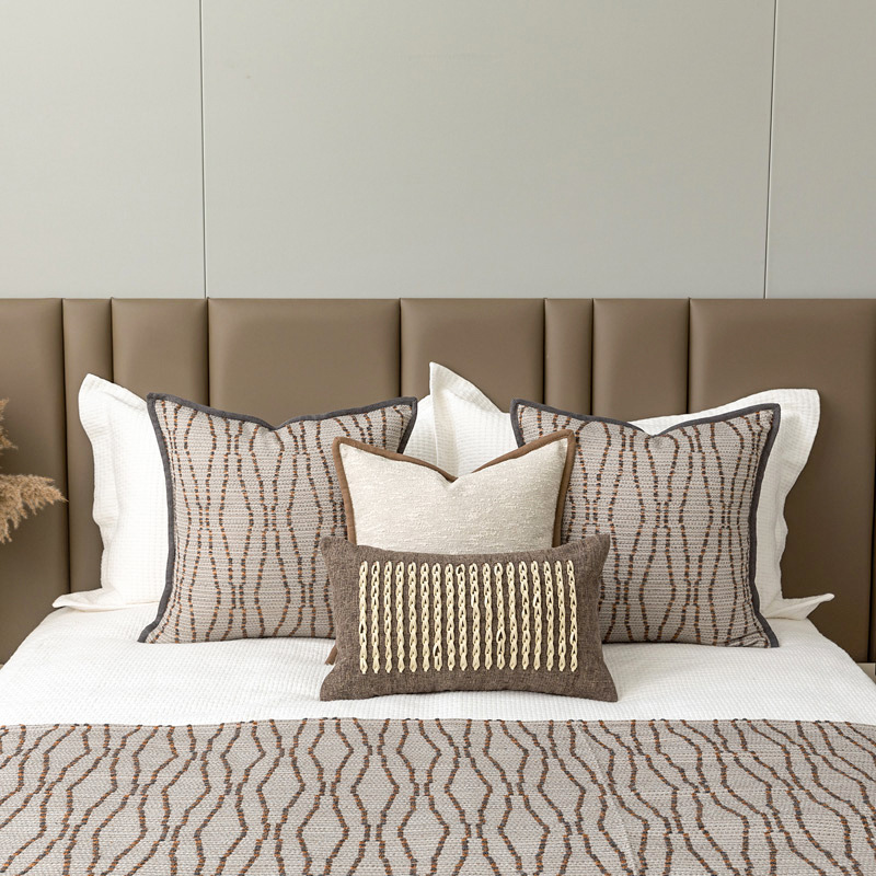 Luxury Lifestyle Hotel - Luxe Lifestyle Boutique Lumbale Kussenhoes Gebogen