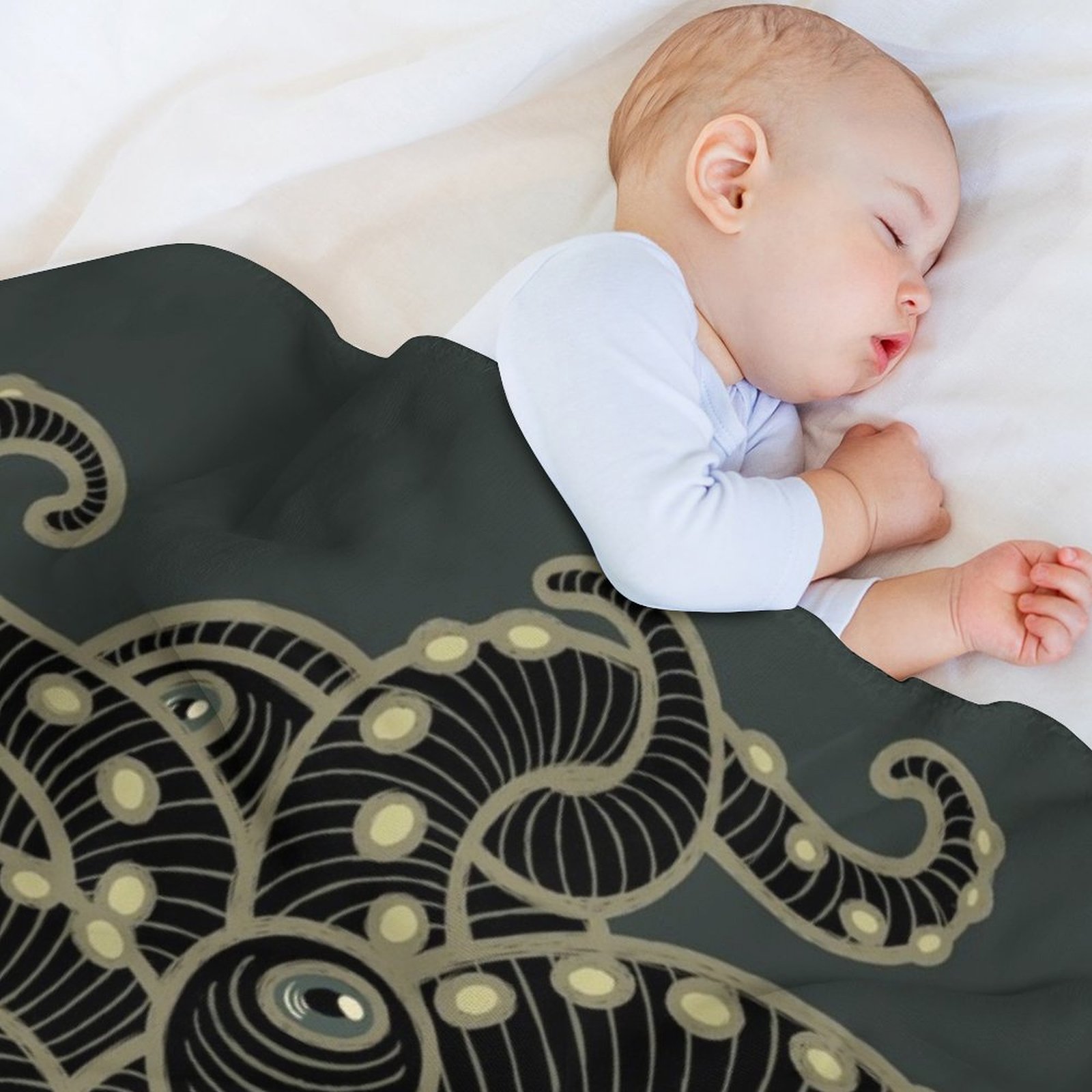 Cthulhu Lifestyle Dekentje Dec - Luxury Lifestyle Hotel recensie en prijs