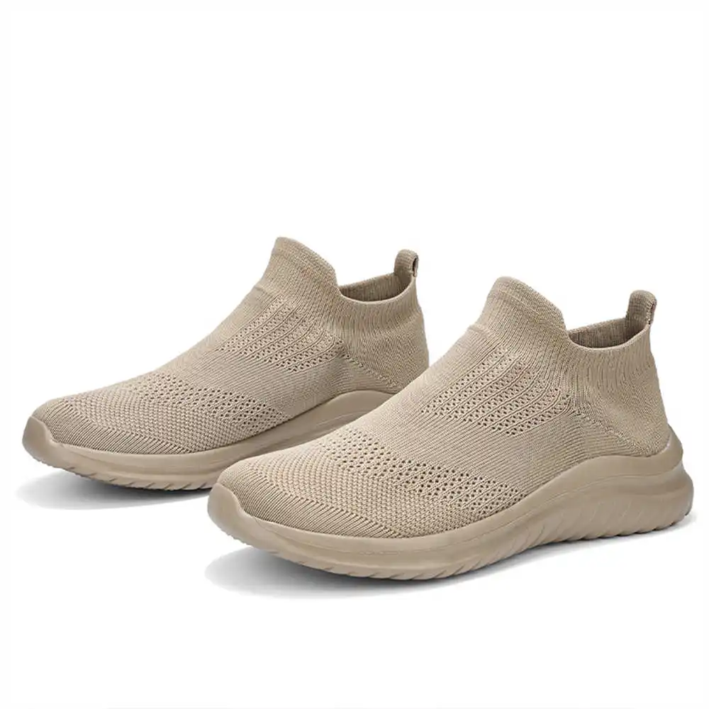 Beige Zachte Nieuwe Nieuwighei - Luxury Lifestyle Uk recensie en prijs